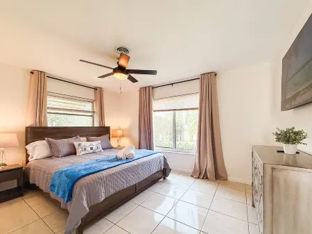 Waterfront Florida Vibes and Views - King Bed