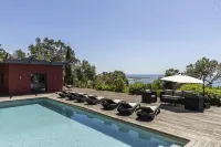 Carmim Villa by Cadenzalux - Villas