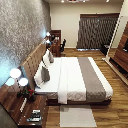 The Kashi Residency