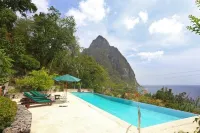 Authentic St. Lucian Experience At Prestigious Villa - Colibri Cottage 6 Bedroom Villa by RedAwning - Pools