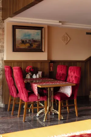 Classes Airport Hotel Отели рядом с достопримечательностью «Yiğit Alışveriş Merkezleri - Pendik Şube»