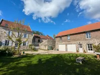 La Maison Cornon Hotels in Crepy-en-Valois