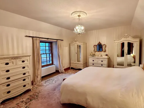 斯庫裏耶旅館民宿及花園