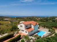 Villa Elihrisos-private heated pool near the sea - 2-Star