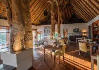 Tala Private Game Reserve - breakfast