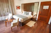 Dar Ichkeul Hotels in 