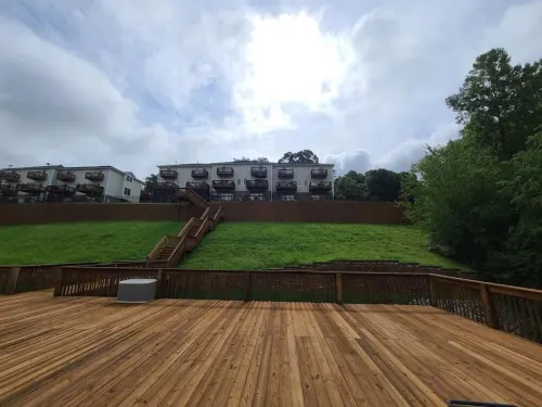 Serenity at Smith Mountain Lake Hotels in Gills Creek