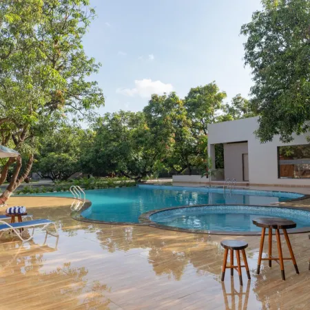 Gir Aatithya Clarks Inn