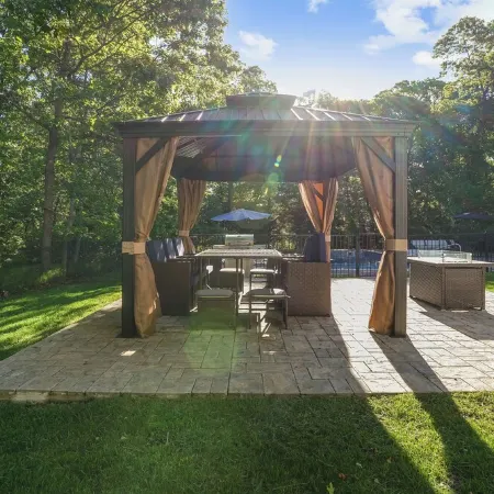 Heated Pool + Hot Tub - Luxe 7Br Villa