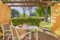 레지던스 오달리스 르 빌리지 카마르그 르 가르디옹