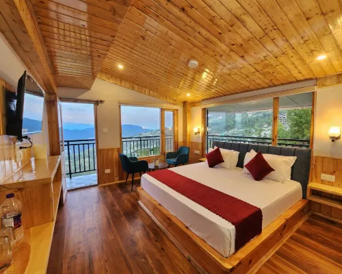 The Kufri House Hotels in Shimla