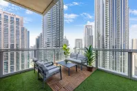 Durrani Homes - Alluring 5BR Penthouse with Burj Khalifa and Fountain View