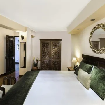 Katari Hotel at Plaza de Armas