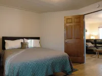 The Catch and Rest Hotels in Mobridge