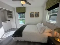 4 min to WEC, Crownwood Modern, NEW 3bd 2ba cozy townhome close to FAST Hotel dekat Adena Club