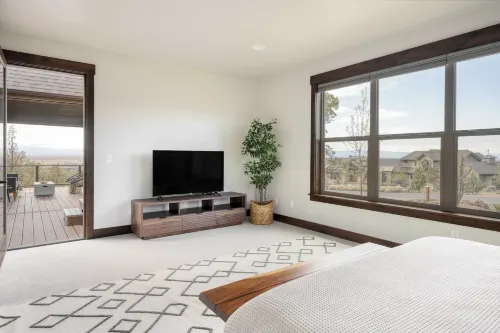 Starview at Brasada Ranch Resort by AvantStay Stunning Home w HotTub Close to World Class Golf