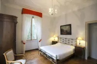 La Villa del Lago Hotels near Santuario della Madonna di Ardena