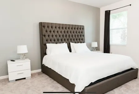 Luxury Retreat Near Disney Отели рядом с достопримечательностью «Джайв Кидс Уорлд Виллидж»