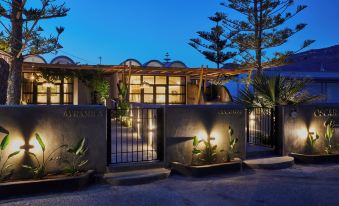 Oscar Beachfront Suites - Adults Only