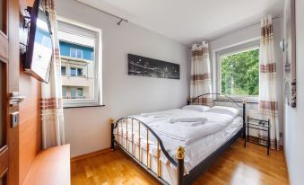 Maria Ludwika, Sun & Snow