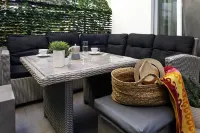 Villa Pearl Hotels in Pallini