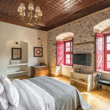 Fos Hydra Residence