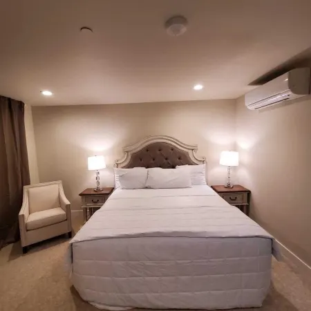 Lakeview Hotel