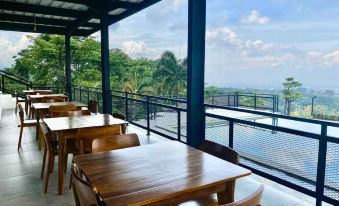 Tebing View Glamping, Azana Hotels Collection