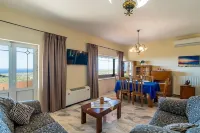 Sea Breeze & Stunning Views - Pool Dream Gem Hoteles en Platanias