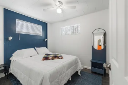 The Grove 1/2 mile from Boyne Mountain Sleeps 4