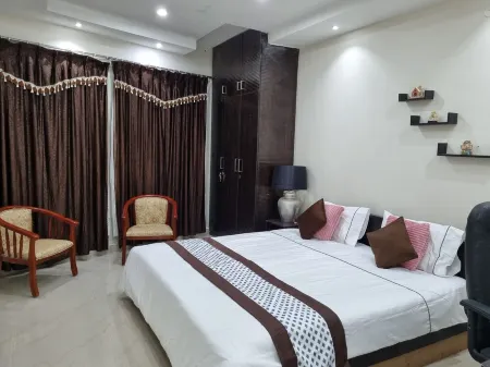 Luxury apartment at Chennai Old Mahabalipuram Road Отели рядом с достопримечательностью «Shirdi Saibaba Temple»