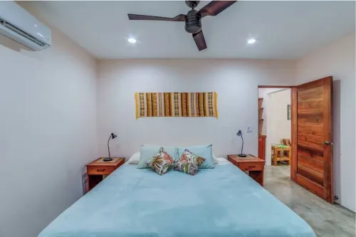 Poolside garden apartment w king, Playa Guiones