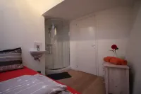 Houseboat Apartment Amsterdam Center