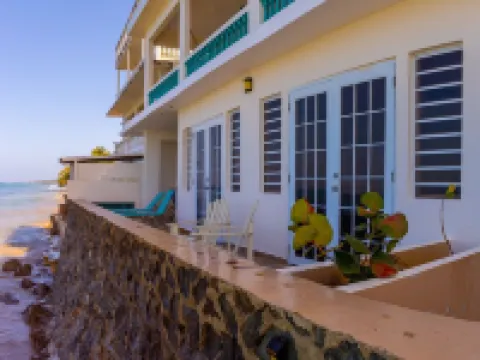 Villa Ada - Oceanfront - 6 guests - pet friendly - at Stella, Rincón Hoteles en Rincón