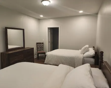 A luxurious getaway in beautiful Buford. Hotels in Buford