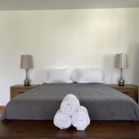 Nice Guest House with River Views