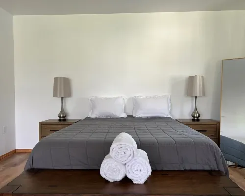 Nice Guest House with River Views Hotels in Boundary County
