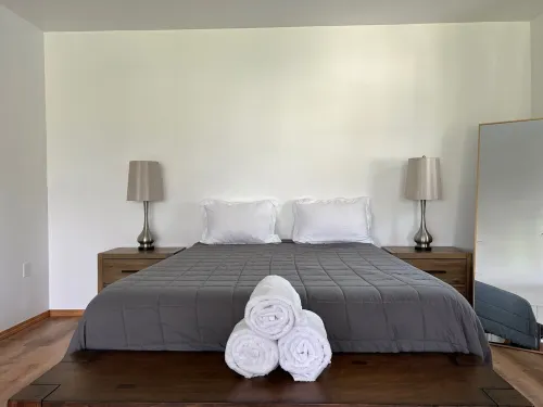 Nice Guest House with River Views