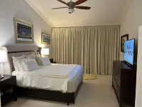 Windstar an Exlusive Community on Naples Bay! Well Appointed 3 Bed 2 Bath Villa