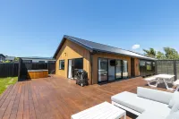 The Green House: Luxe Eco Escape