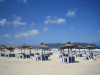 On the beach, with pool ! Super sea view, fiber optic internet, air conditioning Hotel di Sant Llorenc des Cardassar