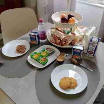 La Piazza Dining/Meeting Rooms