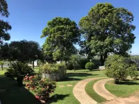 CHACARA ZANCHETTA HEATED SWIMMING POOL BEACH TENNIS WOOD-BURNING FIREPLACE AND ECOLOGY Hotels near Igreja Bom Jesus do Modesto