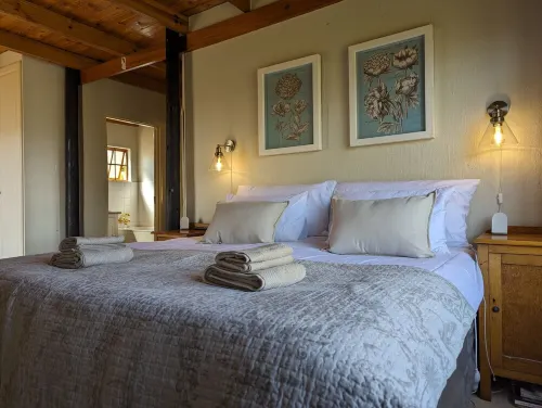 Breathe the mountain air in front of Cathkin Peak! Hotels in Cathkin Park