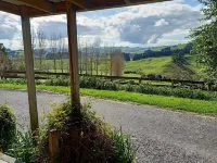 Lovely 3 Bedroom Quiet Home with Farm Views - 10 mins to Cambridge and Hobbiton 카라피로 호텔