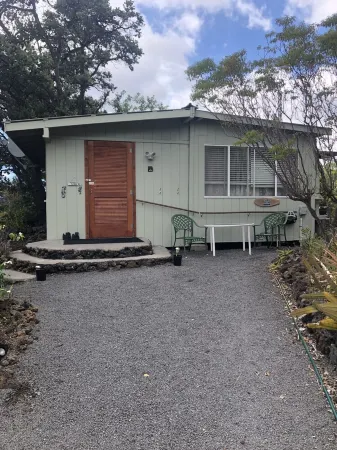 A little piece of paradise in Ocean View with a view guesthouse! Отели в г. Ошен Вью