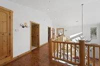 Spacious, Luxury, Picturesque "Mountain High Manor"- Ski Resort Town! Hotels in Wrightwood