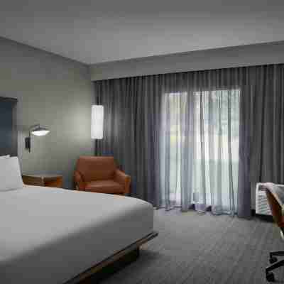 Courtyard Spokane Downtown at the Convention Center Rooms