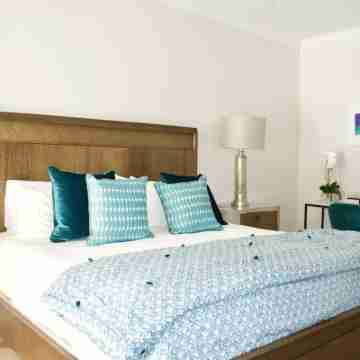 Villa 105 I 2 BR Beachfront Luxury 2 Bed Condo At Villa Renaissance Rooms