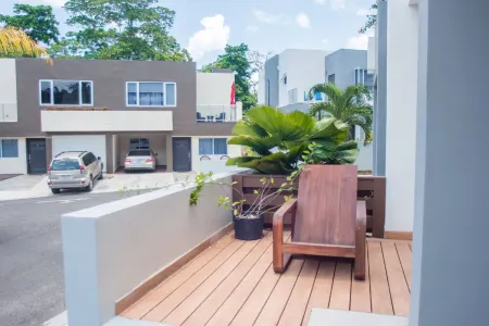 The nexus of Peace and Beauty. Beautiful Oceanview 2bedroom  Suites Townhouse Отели в г. Reading